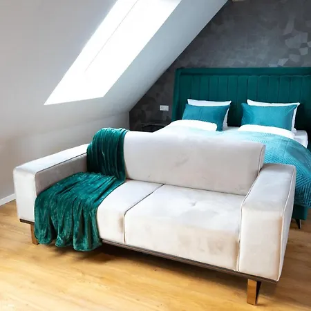 B-chill Hotel