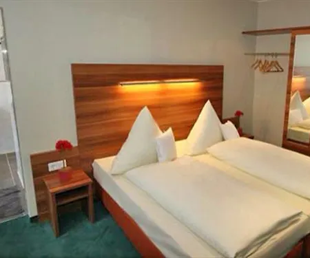 B-chill 4* Düsseldorf