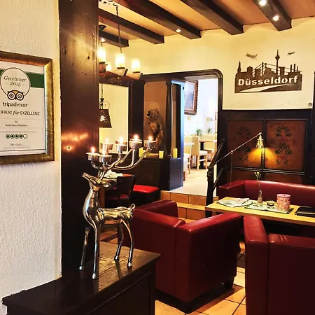 Haus Hillesheim 4* Düsseldorf