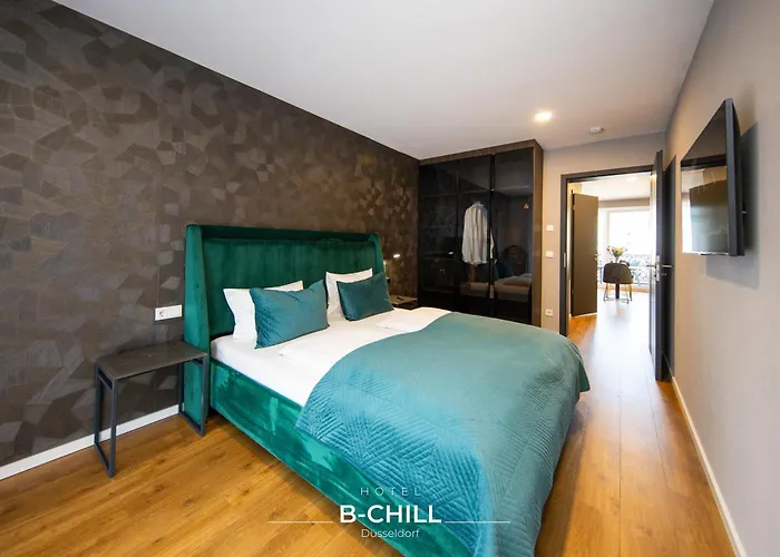 B-chill Hotel 4*